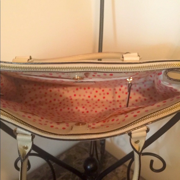 Kate Spade Cream White Leather Handbag - Picture 4 of 10